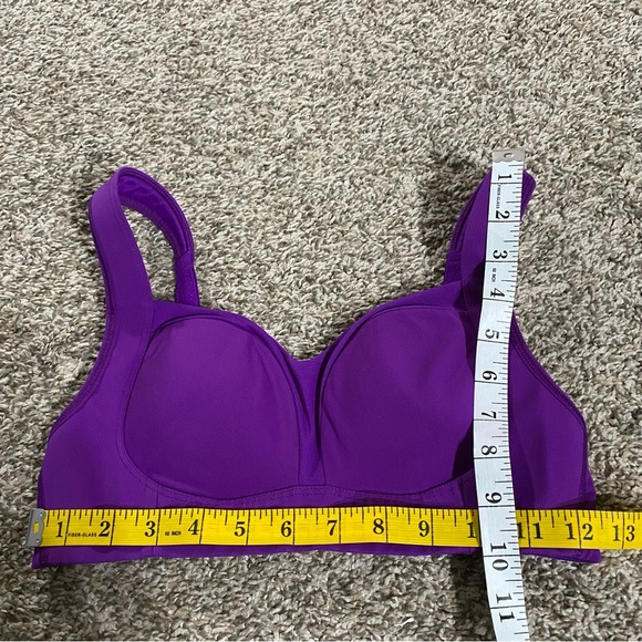 Lululemon Ta Ta Tamer Sports Bra Size 32C in Purple - Picture 5 of 6